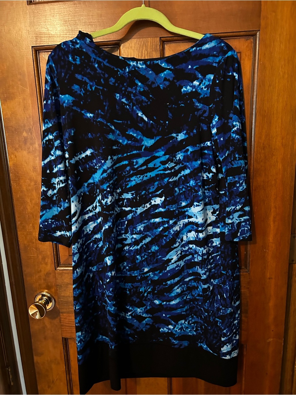 Peter Nygard Blue and Black Abstract Midi Dress